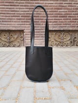Minimal Black Leather Shoulder Bag 3