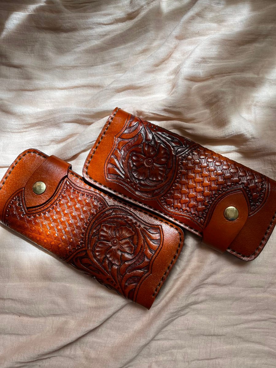 Western Tooled porteille