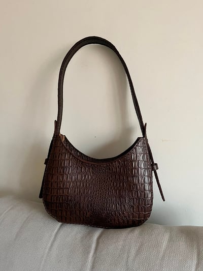 Beguette shoulder bag black